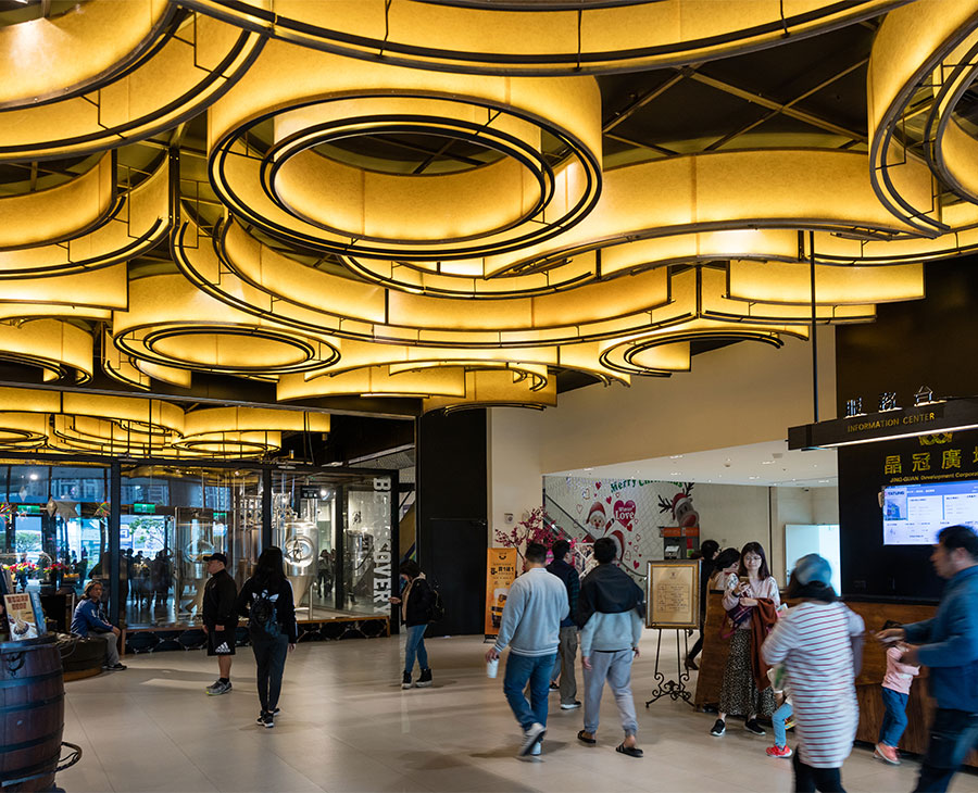 晶冠廣場│開車8分鐘